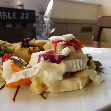The Edgcumbe Arms B&B